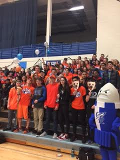 Central301's tweet photo. #ORANGEFORLISA raised funds for a scholarship fund in honor of Lisa Pryor. A great night of remembrance, celebration and #CHSRockets pride! https://t.co/36NXt2O3Uv