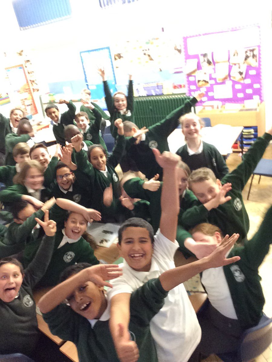 Our class selfies! #giveasmile 😂🙊☺️ #5T #SaferInternetDay #sid2017