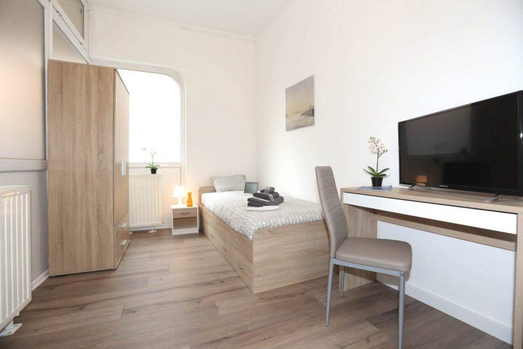 CaroleCASPARI's tweet photo. The room of the week ! 
We are the n°1 of furnished rooms so...Don't hesitate, book online : https://t.co/QSBdZzZqhZ  
 #Luxembourg https://t.co/nV4eTpxMy8