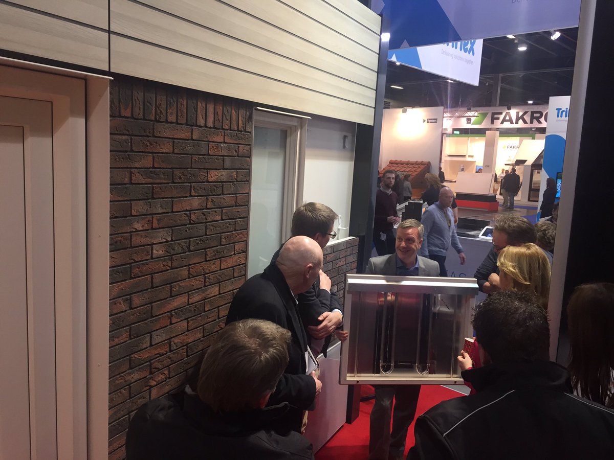 Emergo Prefab (@emergoprefab) on Twitter photo Demoproject FITS4E van start! Warmtecollectie uit een fraaie gevel. @TKIUrbanEnergy <a href="/TNO_nieuws/">TNO Nieuws</a> @BouwBeurs17 Demoproject FITS4E van start! Warmtecollectie uit een fraaie gevel. @TKIUrbanEnergy <a href="/TNO_nieuws/">TNO Nieuws</a> @BouwBeurs17