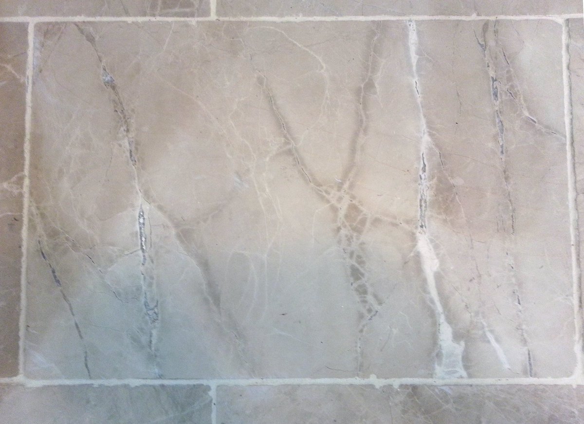 cheltenhamtop's tweet image. Thanks to @mandarinstone and @RPlasterer (who helped me lay them) for a fantastic kitchen. Richard also did all the plastering as well