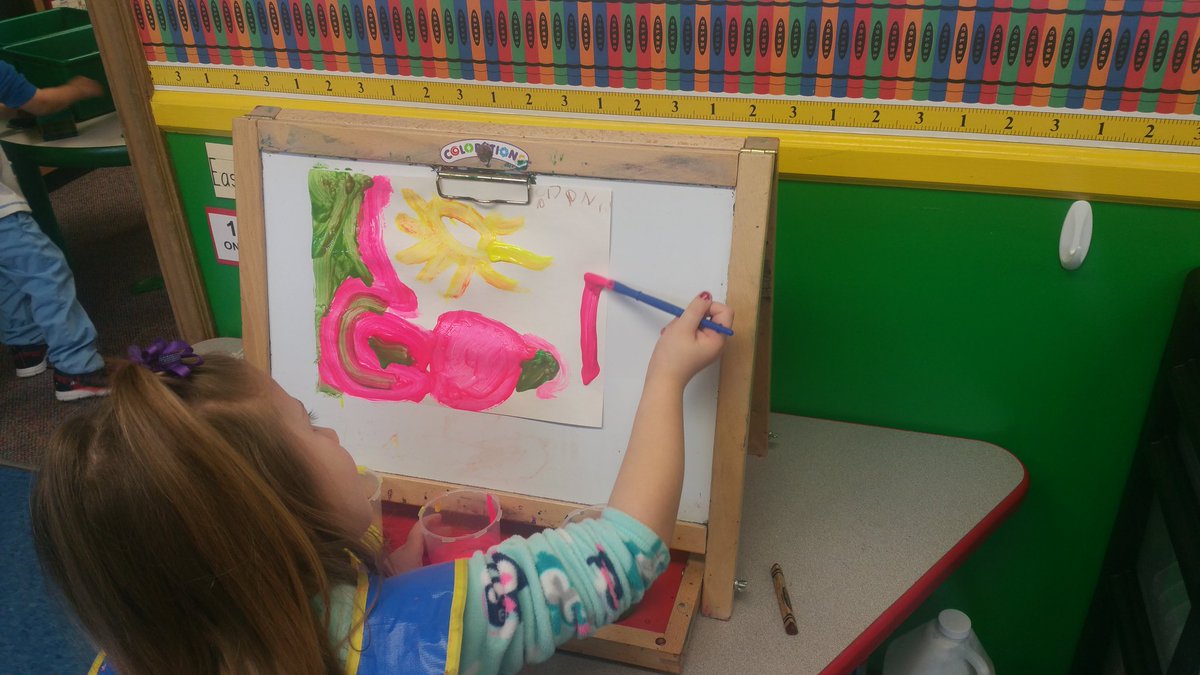 angelasccsd's tweet photo. Easels are important for fine motor development. She is so engaged exploring with the paint! https://t.co/ypmfAtLh6Q