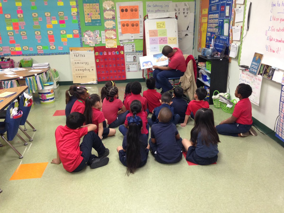 LauraABrandes's tweet photo. 4th Grade Readers! @RuddAlmetria @KimRiepe @Life_Eagles @mrs_odom16 https://t.co/G2k6xqttPE