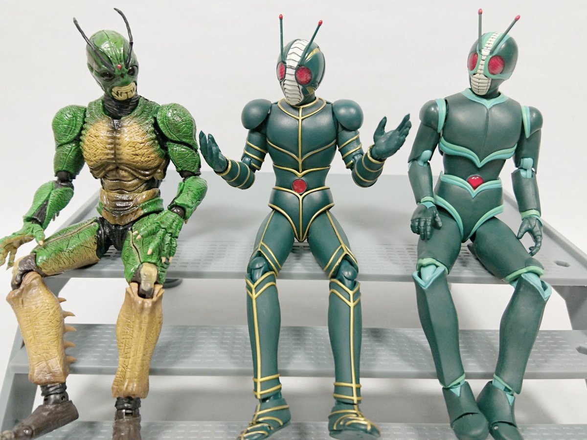 Suzuki 公式 Zo この前ドラスと飲みに言ったのよ うん Zo あいつもさ再生怪人なりに悩んでて あー Zo 史上最強と言われたのに今じゃほとんどモブだよ って言ってた