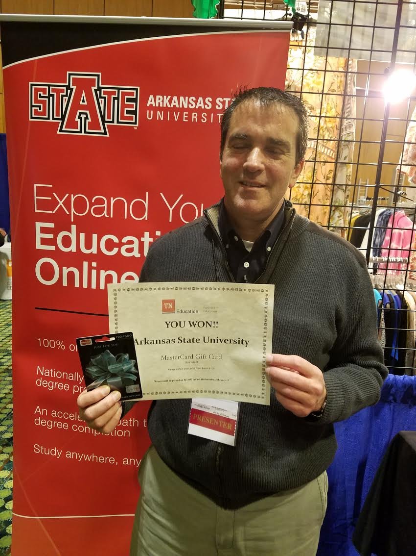 Nydia_Brooks's tweet photo. Winners @TNedu #PieConference!!!  They were so thankful! #AStateGives #GoRedWolves https://t.co/YrHWBfon80