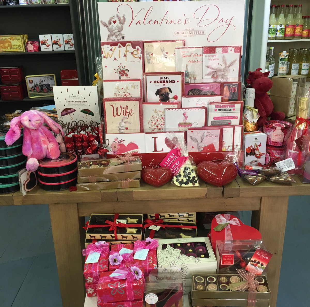 LoveRussells's tweet photo. One week till Valentine's Day!
Big selection of cards and gifts for your loved one at Russells https://t.co/xDid6fiSV7