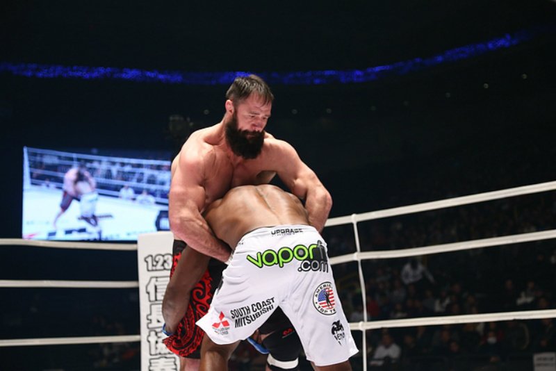 Brett McDermott retires from MMA aged 39. thesprawlmma.com/eng-us/news/br…