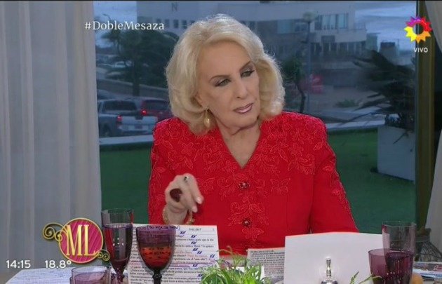 Cadena3Com's tweet image. [VIDEO]
Mirtha Legrand confesó en vivo que cumplirá 90 años ow.ly/r8fC308Jcfi