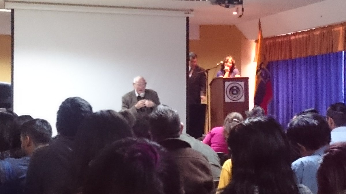 MarthitaR2017's tweet photo. Con éxito culmino el Seminario Internacional sobre Agricultura y su futuro social y económico. Gracias Fracois @NicolayRector @Unach_ec https://t.co/ICaSBB10Kv