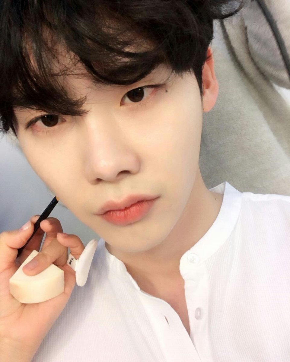 pooko0266withjs's tweet photo. 170206 Ljs​ IG​ Update​ หน้าง่วงก้อน่าร๊ากก​#이종석 #Ljs​ #Leejongsuk #ig #ljsigupdate​ #pooko0266​ #ซอกกี้พิ้งค์สีชมพู https://t.co/U0WqsOqxR1
