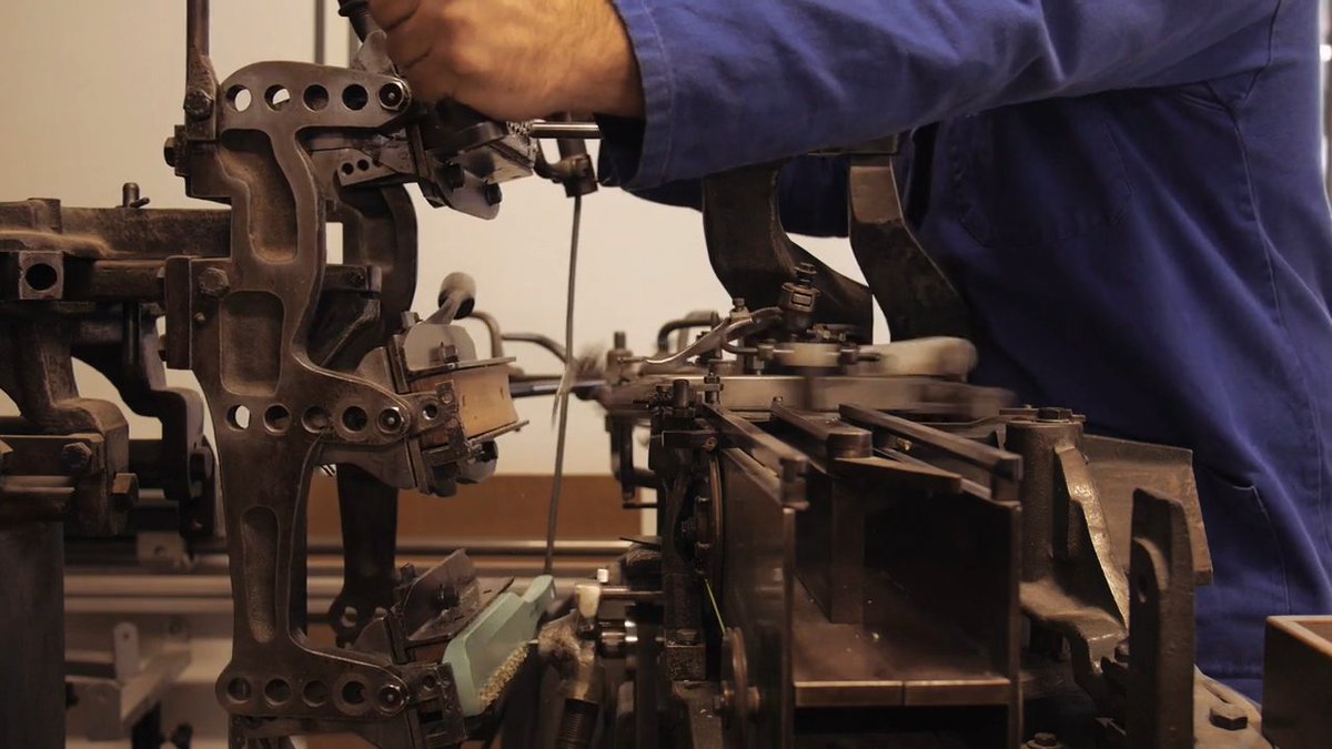 Grumes's tweet photo. De la Main du Designer #166 avec la fabrication des brosses @AndreeJardin !
https://t.co/evqhvHfWfR
#Grumes #process #madeinFrance https://t.co/NzpHCJhNRk