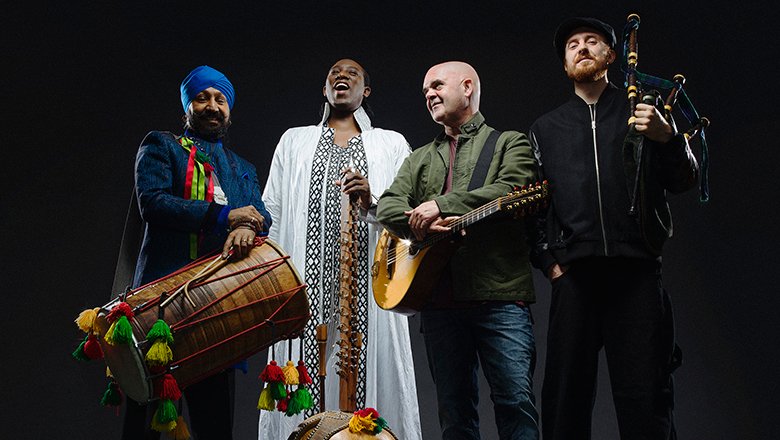 #R2FolkAwards return for 2017 at the <a href="/RoyalAlbertHall/">Royal Albert Hall</a>, featuring <a href="/billybragg/">Billy Bragg</a>, <a href="/alstewartinfo/">Al Stewart</a> &amp; more. Info &amp; tickets: bbc.in/2kej6RM