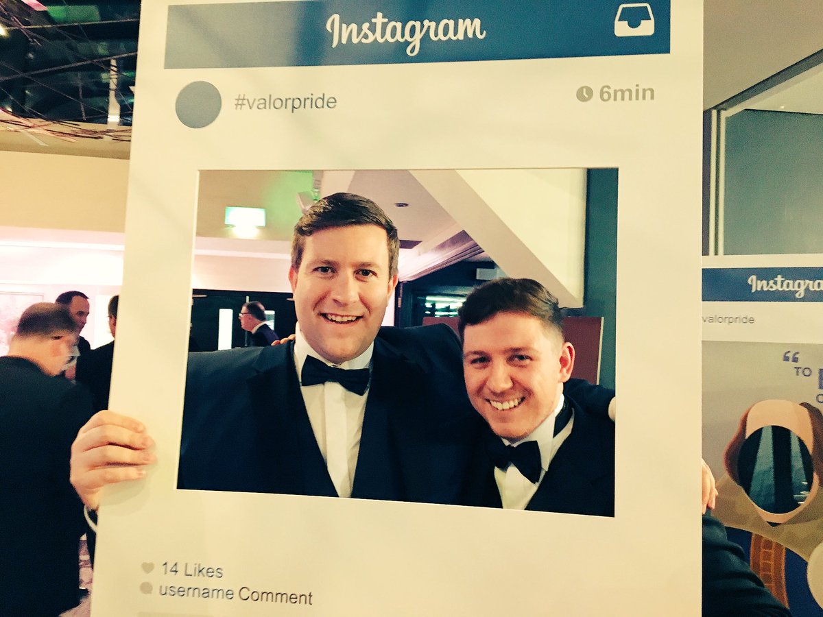 M17CLT's tweet photo. Great night 🎉🍾 #valorpride#doubletreeleeds https://t.co/y3ivqy6esJ