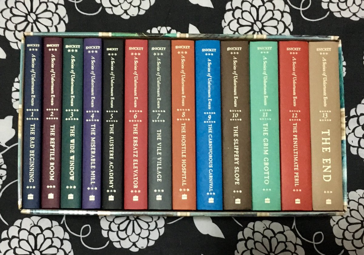 BookishKirra's tweet photo. Okay so my #JanuaryHaul was way too large and I definitely don't need any new books for awhile! https://t.co/fC5vnHuyvs