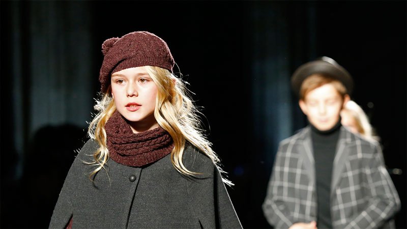 som3cat's tweet photo. 🔴 En marxa la passarel·la @080_bcn_fashion. És el torn de la moda infantil amb @Condormoda.

#080bcnfashion

https://t.co/zOppYsZhGf https://t.co/IieLA7n7SV