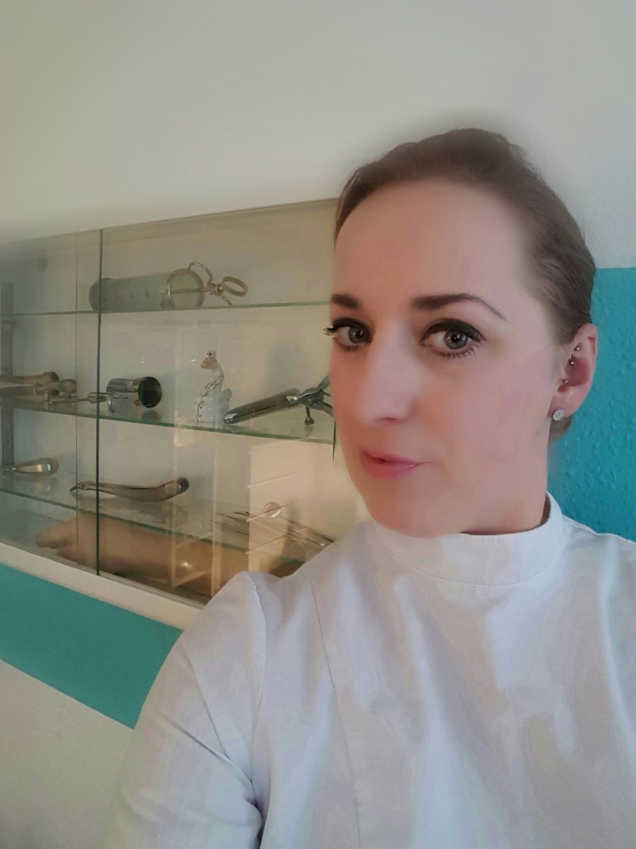 Lady Stella على تويتر "Frau Doktor hat Sprechstunde in Nürnberg…