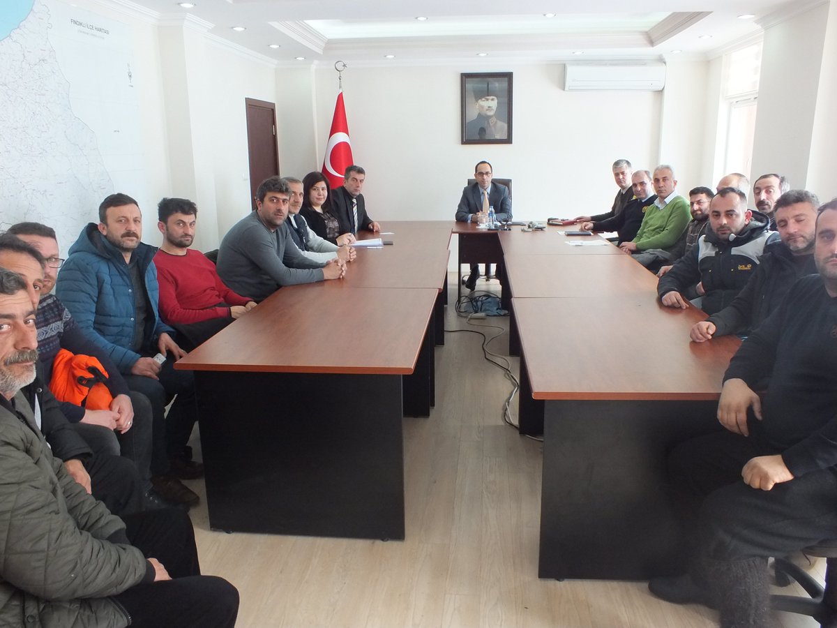 KAYMAKAMIMIZ VEDAT YILMAZ BAŞKANLIĞINDA "VATANDAŞLA BULUŞMA" TOPLANTISI GERÇEKLEŞTİRİLDİ