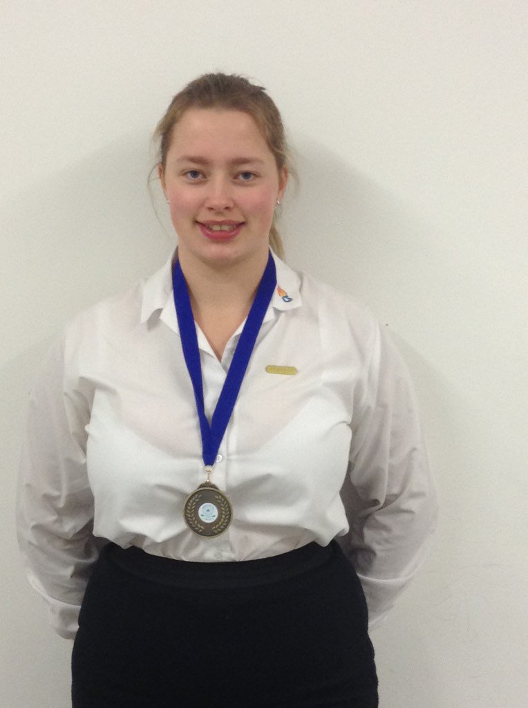 Congrats to Hope Henry, winning the Women's Elite Singles Rowing medal at Cardiff Head of the Taff event yesterday.