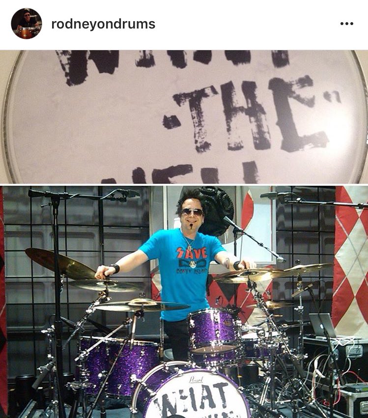 AvrilLavigneSay's tweet photo. Rodney via ig: 'Just connecting the WTH art head to that first performance on Leno. (Looking forward to hitting that song again soon!)' https://t.co/l6EnPLjEld