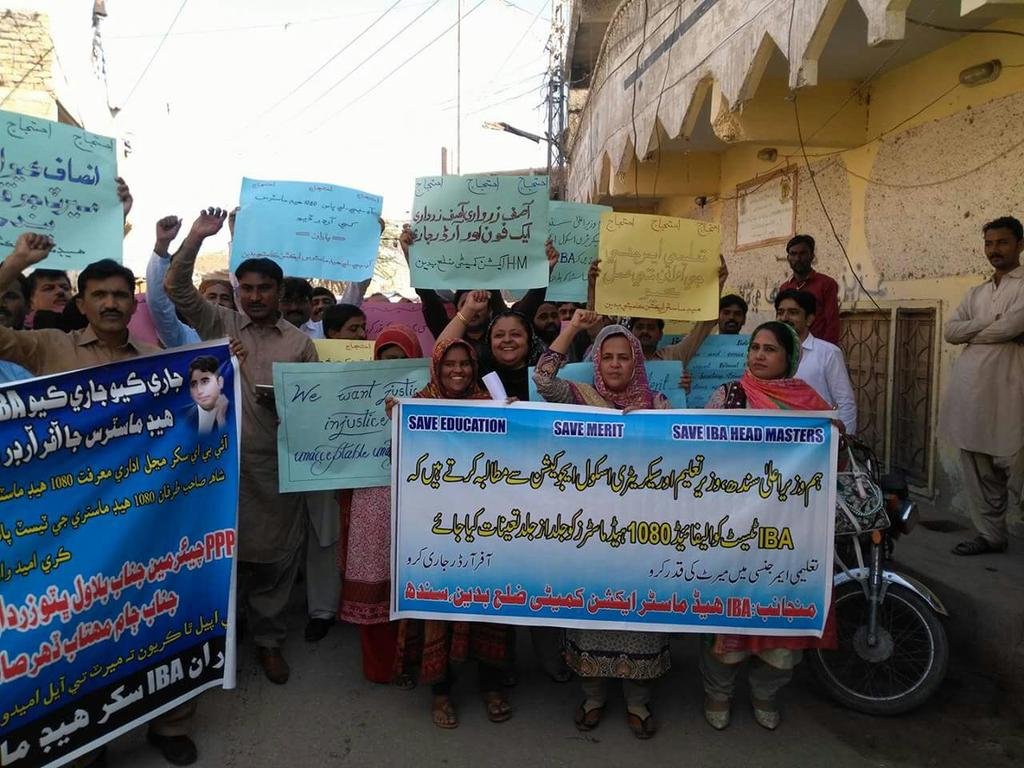 hiraa524's tweet photo. @NaziaMemon01 Ma'am this state of women in Sindh paints a gloomy picture.major cause of dwindling progress of women in sindh!
#IBAHMsProtest https://t.co/Swo15I1yhb