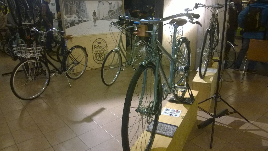 PelagoFR's tweet photo. Nous sommes prêts ! #salonduvelo @reseauCyclable #Lyon https://t.co/etE0pLnW3i