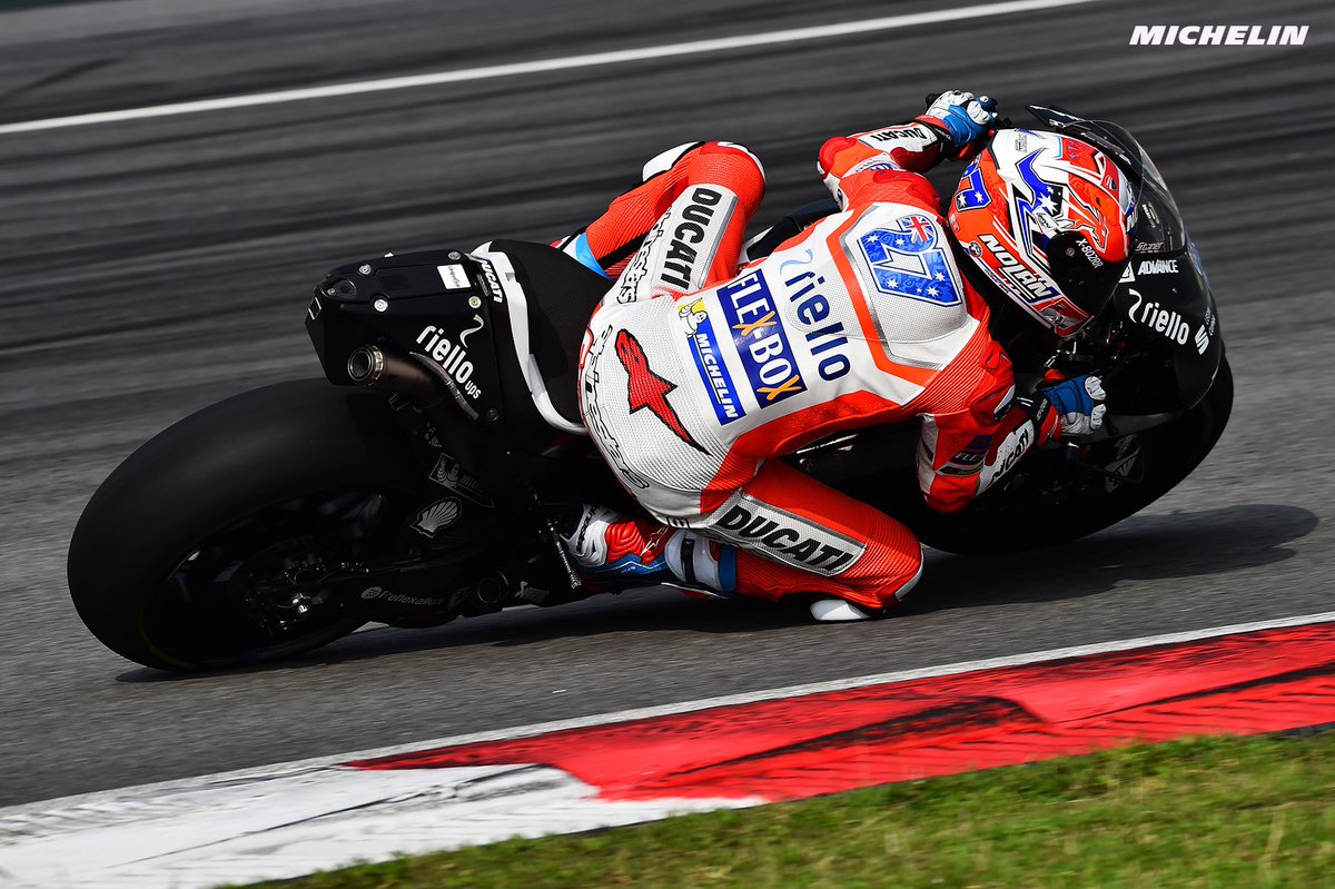 Michelin_Sport's tweet photo. .@Official_CS27 Stoner finishes day one at the #SepangTest on top of the times with 1.59.681 ahead of @AndreaDovizioso and @maverickmack25 https://t.co/cpaK1GVfgk