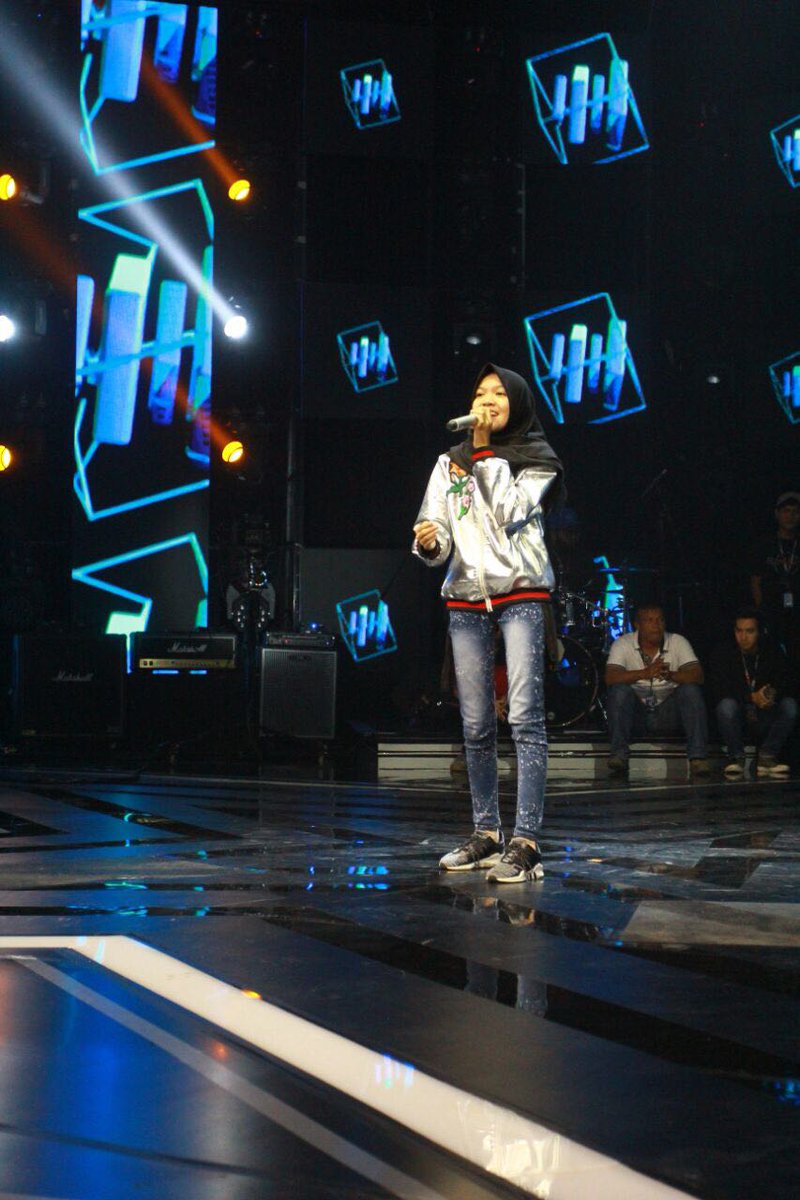 Rising Star INA tweet media