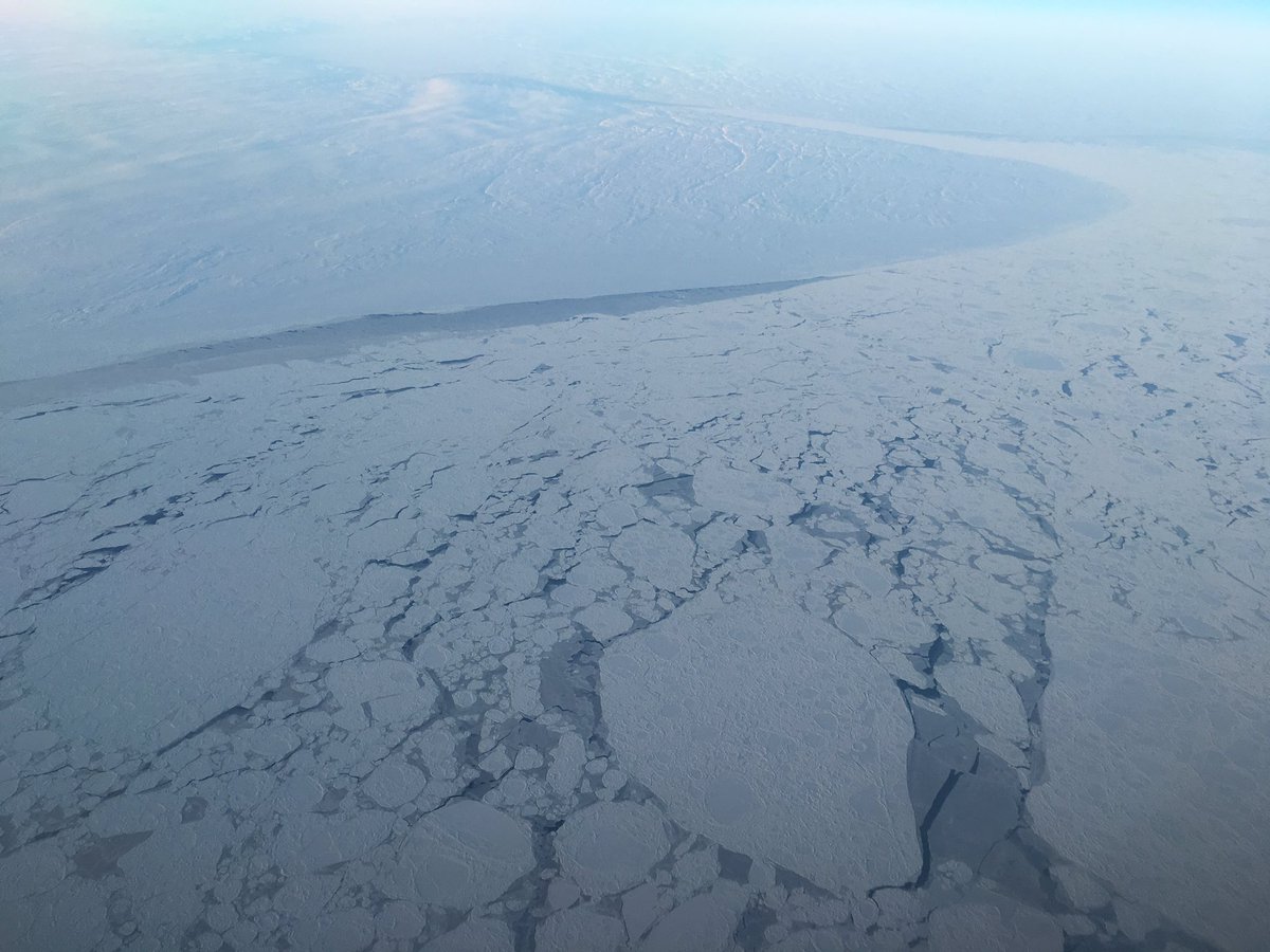 theplayer_pilot's tweet photo. Northern Canada at 40,000' on way to @SeaTacAirport @VisitSeattle #canada #seattle #avgeek #pilotseyeview https://t.co/p6Dgs1VSO7
