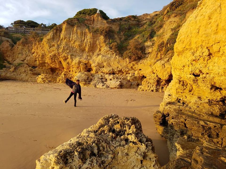 ChibiMoku's tweet photo. Day 1365 Dancin' in the sand! #gorci #albufeira #portugal #algarve #chibimoku #day1365 https://t.co/JzGVmXkjwn