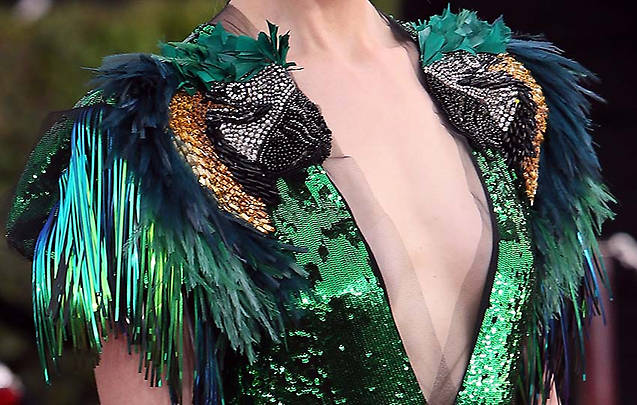 HOLAFashion's tweet photo. Todos los detalles de la alfombra roja de los #SAGAwards https://t.co/FwdyFTqWUL https://t.co/m59aZNC7RX