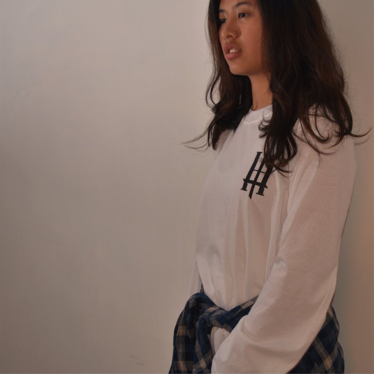 logos , disc 20% valid until 5feb 17