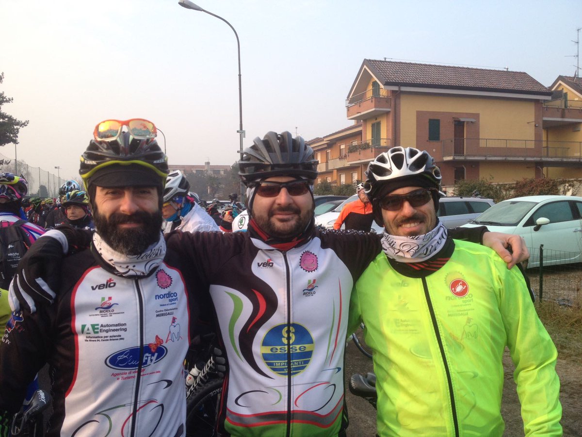 CiclistiBrianza's tweet photo. Il 2017 inizia con una classica: la RANDO D'INVERNO! #randomerla #ciclismo #bici #KeepRideCB https://t.co/oz9tDoIH4E