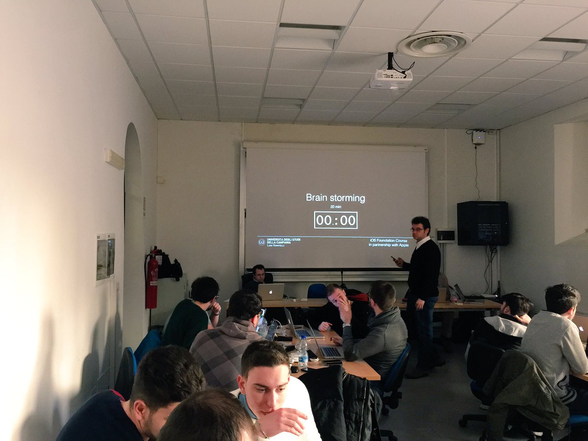 MarioPMPagano's tweet photo. CBL approach 👊🏼 #Apple #accademy #cbl #challange #iosfoundation #2017 #Brainstorming https://t.co/HxKBctxnOr