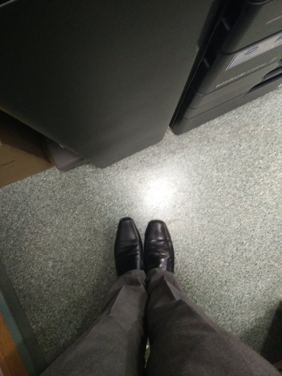 jacobwelly's tweet photo. When you gotta take your uncool friend with you... #wrongshoe https://t.co/MfnH4eamnO
