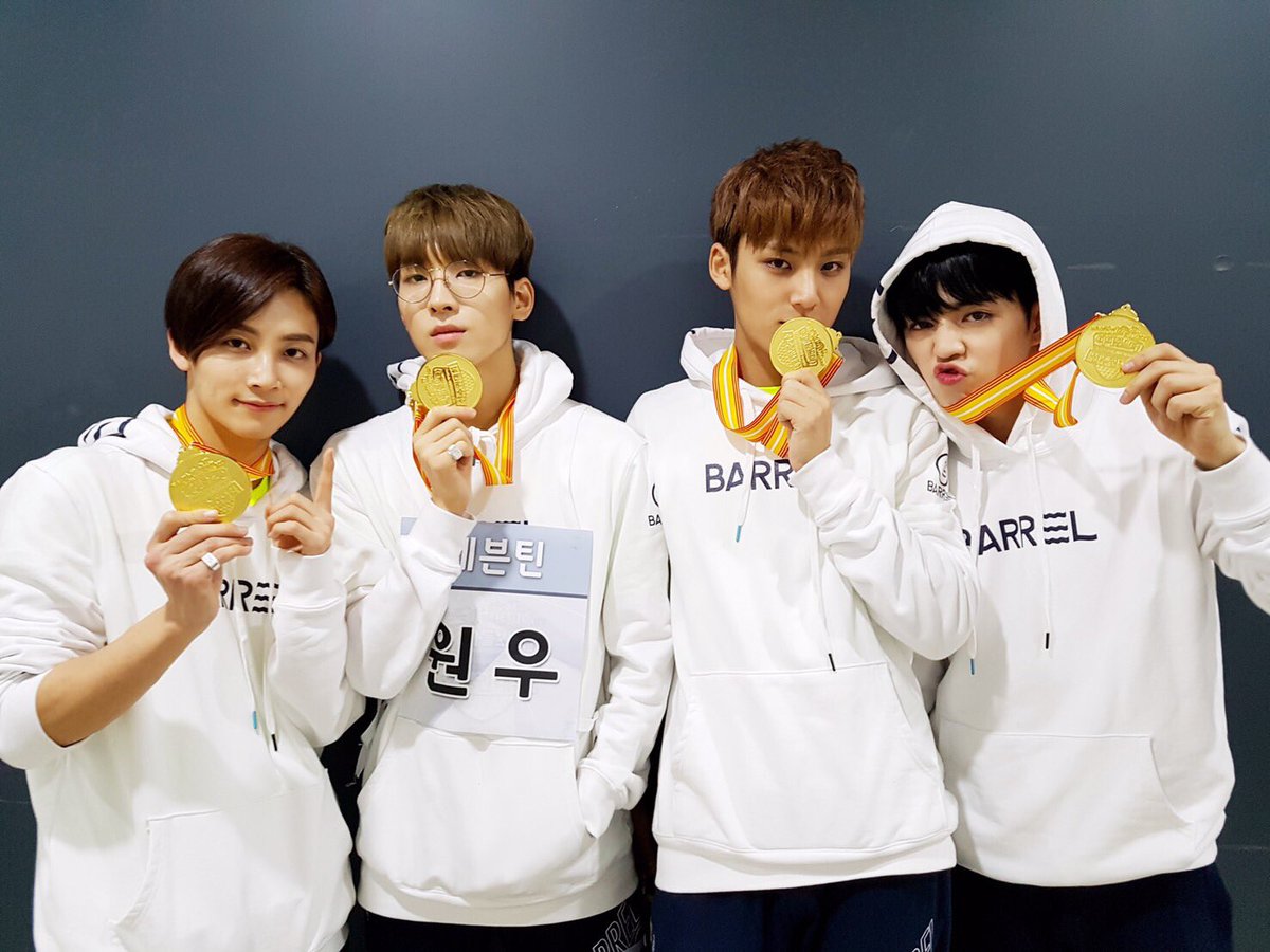 [17'S] 뛰다 주워왔어 우리 캐럿들 다 가져❤️