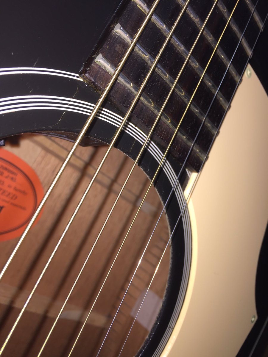 長渕剛さんが使用しているという,YAMAHAのアコースティック・ギター弦