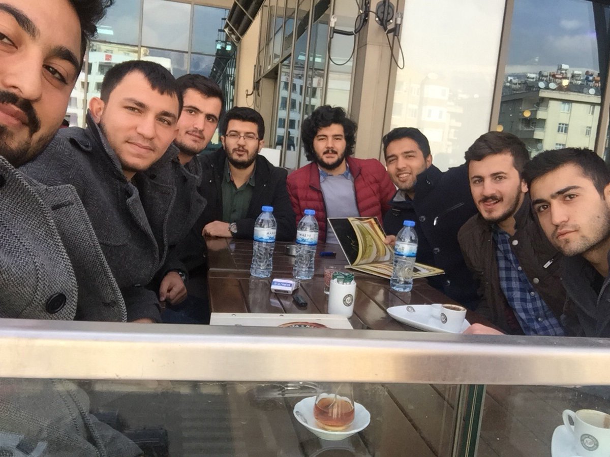 Kuzenler toplantısı (@ Piazza in Kahramanmaraş, Kahramanmaras) swarmapp.com/c/4xmkaUcVIlx