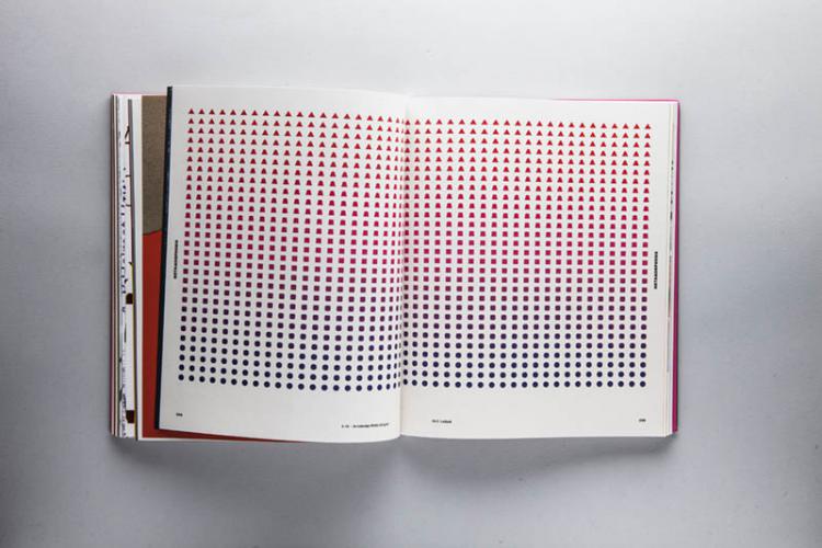 FedrigoniUK's tweet photo. 16/3 brings together our specialist papers and works of international graphic design #8papers #8designers #16pages https://t.co/JKRjNkIR1y https://t.co/KHlylyZ9Jr