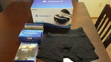 kikebernal84's tweet photo. Listo para jugar a #ResidentEvil7 @ReyesdelMando @IamCristinini https://t.co/y4dxB6YN8U