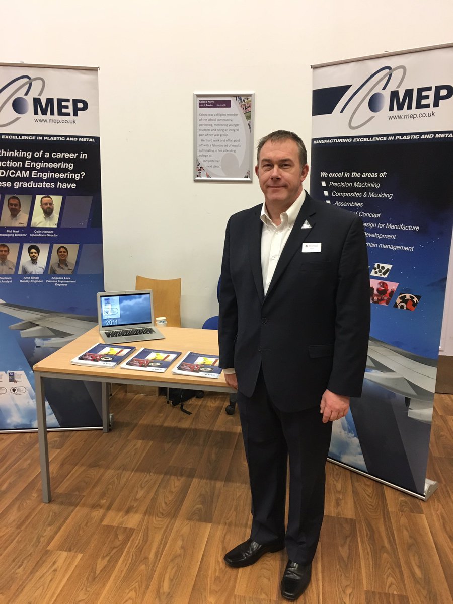 MEP_bmep's tweet photo. Sharing the exciting opportunities in Engineering &amp; Advanced Manufacturing at Holmesdale School Careers Fair, @HolmesdaleSch, @Kent_cc https://t.co/MeDnira1y4