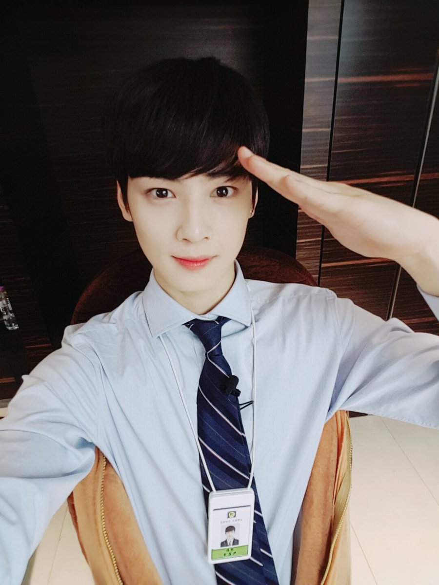 울애기덜♡ 은우오빠생각하면서 오빠생각보기^^
오늘만큼은 누나한테도 오빠할래><
#오빠생각 #진진형 따라한거 아님😄