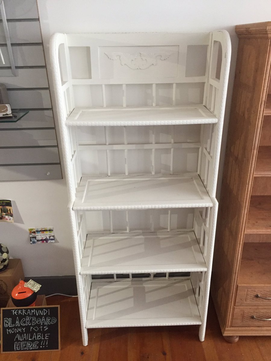 primcareconsult's tweet photo. Unfortunately The Decor Shop is closing down.  We have shop fittings for sale please contact Wendy on 07766 562751 for prices if intetestedx https://t.co/zYPLAcZXj0
