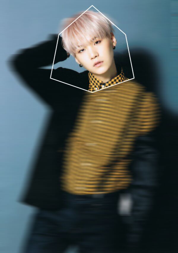 GOLDENSTARSLET's tweet photo. 61. Min Suga, BIG HIT Ent.
⚡ @THEBTSSUGA ⚡ https://t.co/NYyxjlt2A0