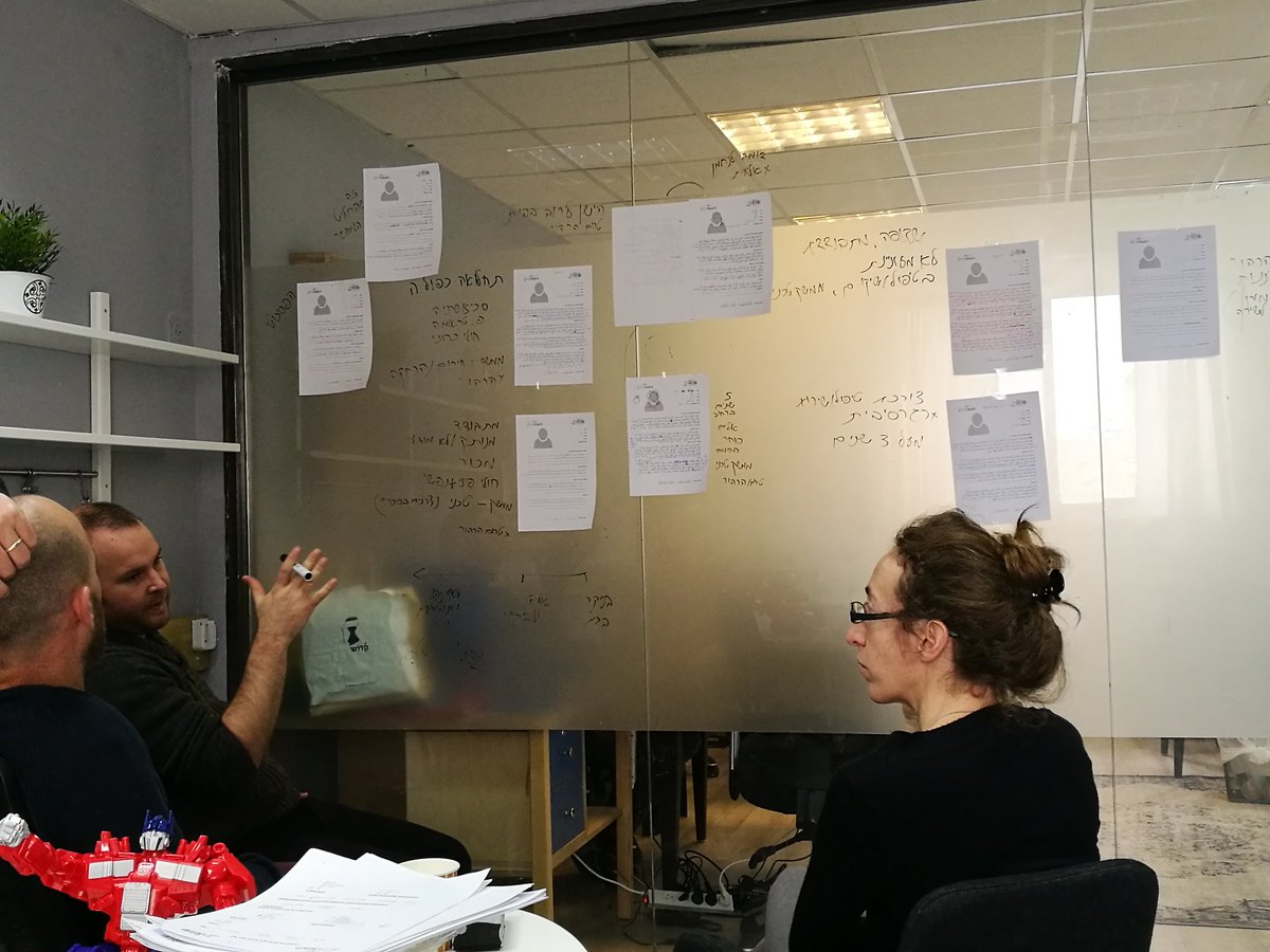 JLMiteam's tweet image. Taking our #human_centered approach one step further. Youth@Risk personas for better treatment of homelessness #teams @BloombergCities