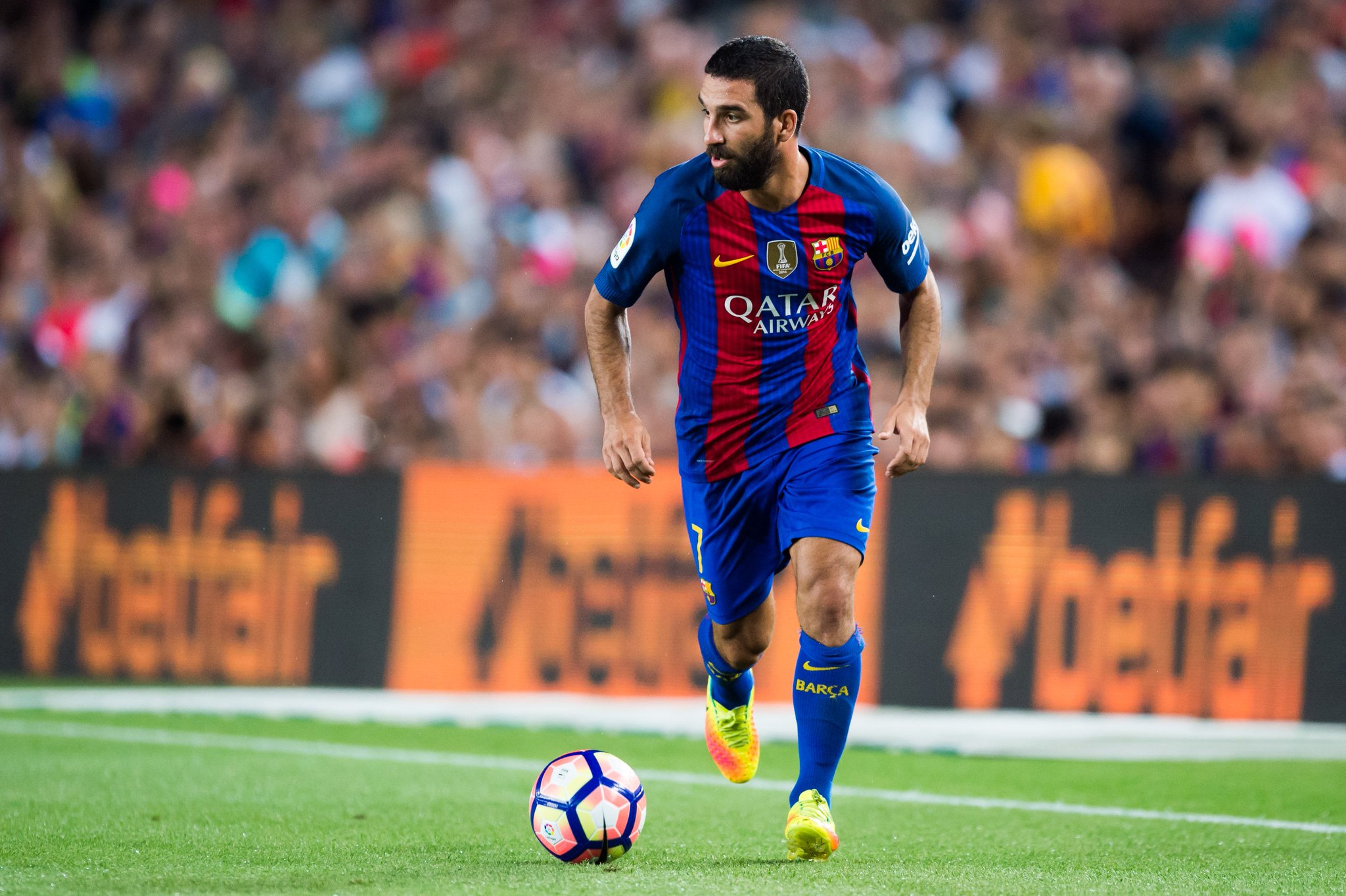  Happy 30th Birthday to midfielder  / ¡Feliz 30º cumpleaños a Arda Turan! 