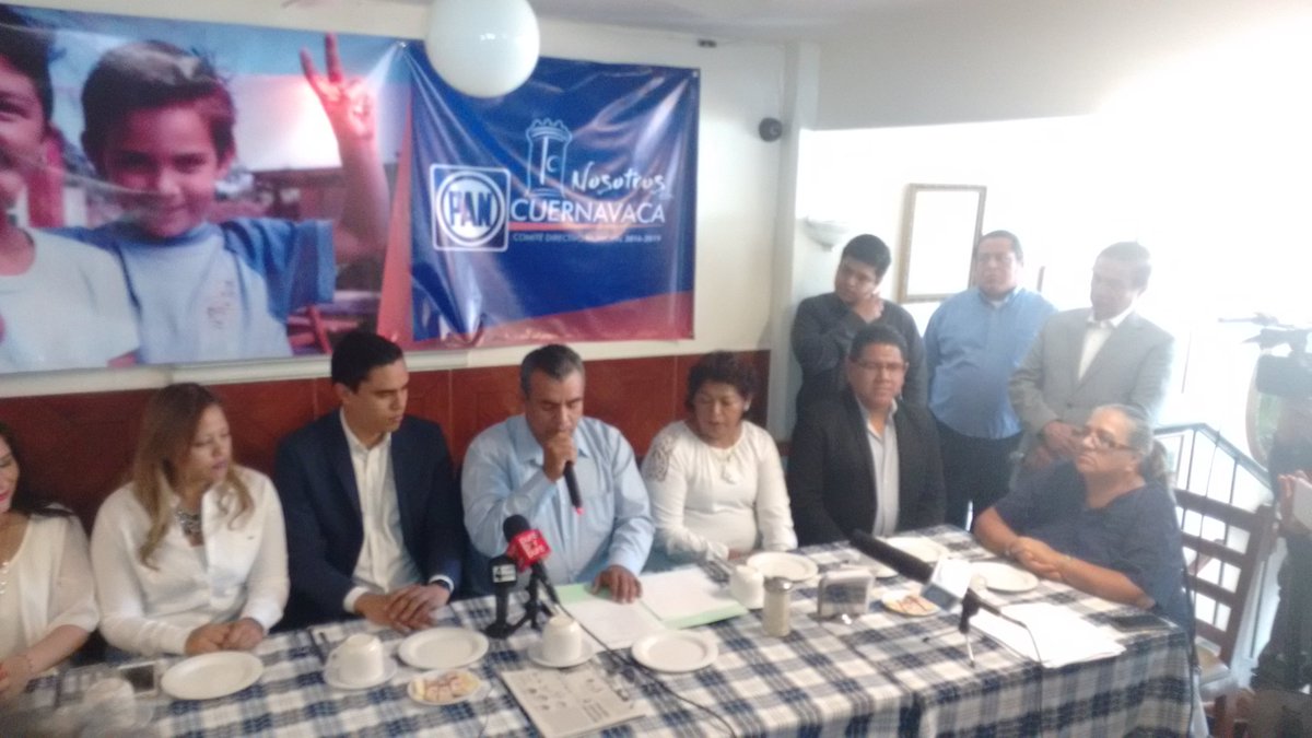 7dtv's tweet photo. @somospanmorelos presenta al nuevo @PAN_Cuernavaca encabezado por @estebanvazquezb https://t.co/HJz5EkLxOp