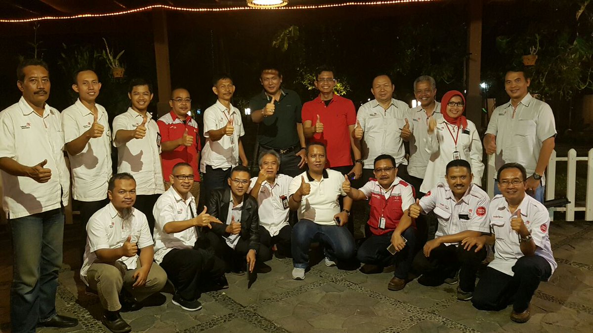 Ngobrol bareng Dirut TA <a href="/izkriono/">iskriono</a> dan KaDPW <a href="/edwardjoentak/">Edward simanjuntak</a>  #SinergiBersama <a href="/parwi66/">Parwi</a> <a href="/_funtastic5_/">Funtastic5 TR5</a> #TelkomFuntastic5 #livingthetelkomway