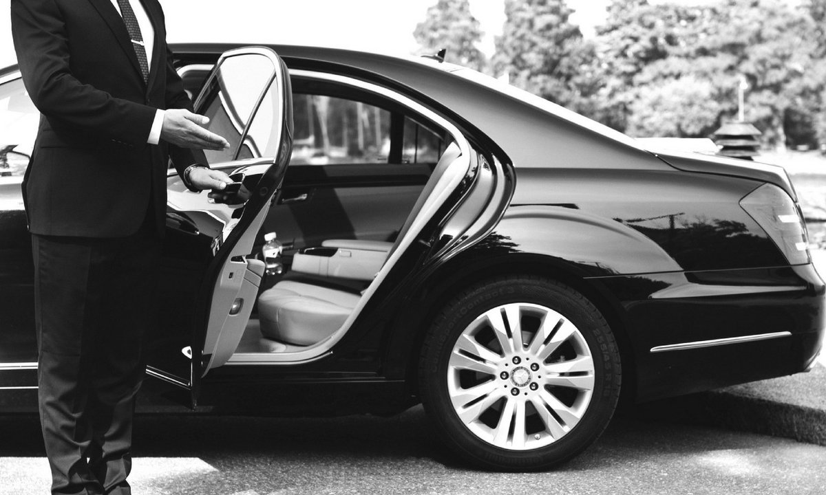 Legalvision_fr's tweet photo. Création d’une société de #VTC : les 5 questions à se poser https://t.co/1bDXv6RYW0
#MakeTheLawSimple #CréationSociété #SASU https://t.co/884147swSm