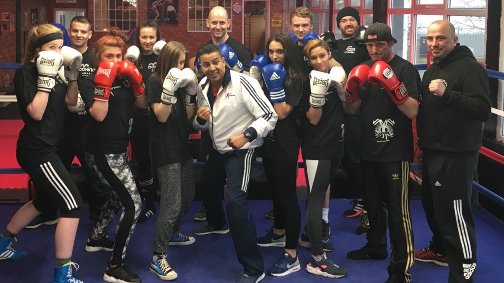 BoxingAwards's tweet image. #Stafford #boxingtutorcourse #rightstuffboxingclub #boxingcoaches #schoolteachers #policeofficers #youthworkers  👊🏾💥