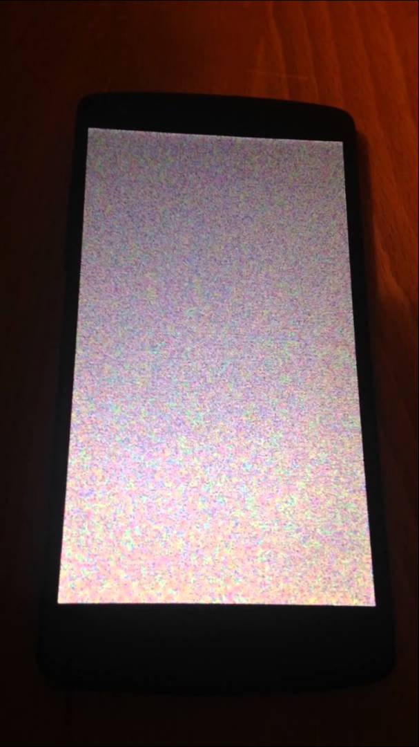 geeko_it's tweet photo. #FunnyFix - Nexus 5 displaying a 'static screen' fixed by refrigerating half an hour! But new USB flex on its way 😂 #kingslynn @Kings_Lynn https://t.co/L2gi7VXWa1